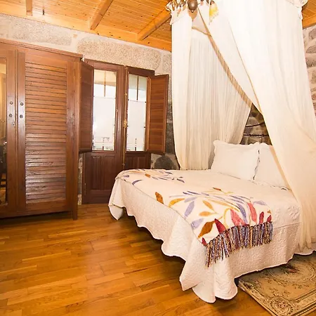 Casal De Cereixo Casa di campagna Tufiones